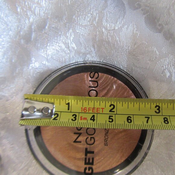 Any 3 for $38.00 Bronzer or Highlighter - -No Less - Picture 6 of 6